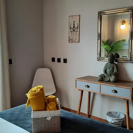 Capri Boliches Wifi Gratis 100m 푸엔히롤라