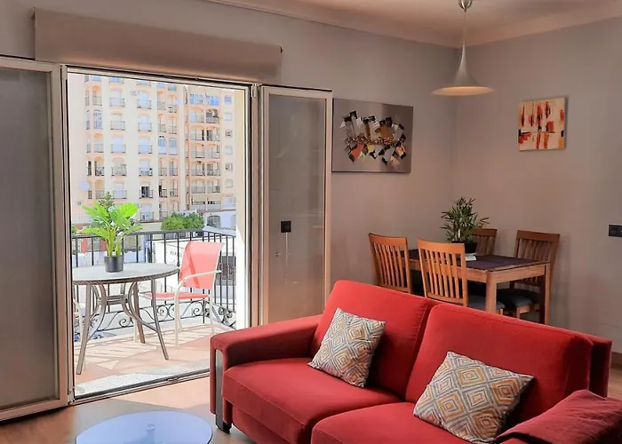 Capri Boliches Wifi Gratis 100m * Фуэнхирола