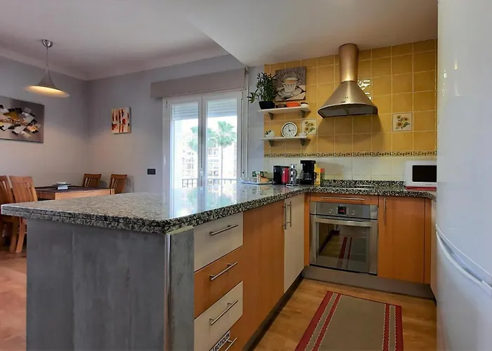 Capri Boliches Wifi Gratis 100m Apartman Fuengirola